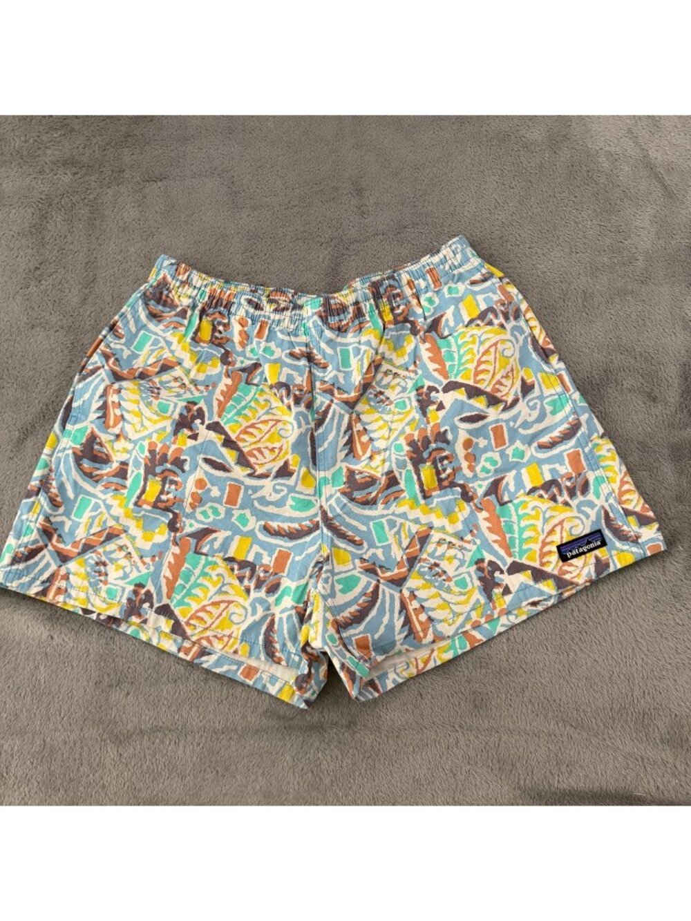 NWT Patagonia Funhoggers Shorts Womens MEDIUM Pull On 4" Inseam